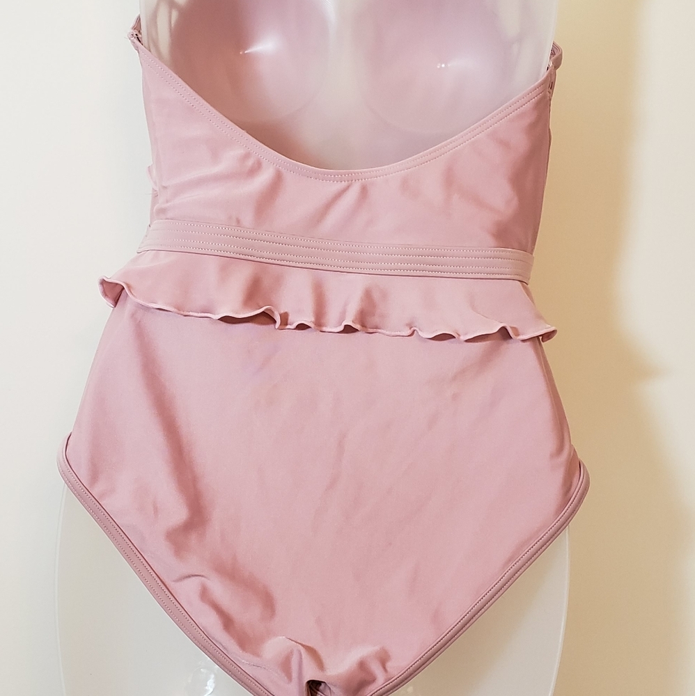 Swim suit - Picture 4 of 5